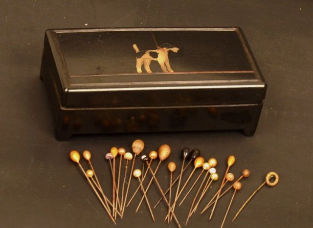 Higkok Hinged Trinket Box W/ Vintage Hat Pins: FREE SHIPPING ON THIS LOT(continental US only, international bidders contact Pak Mail for shipping quote), buyer to pay $8.99 flat fee for handling, packaging and insurance on EACH INDIVIDUAL LOT (no