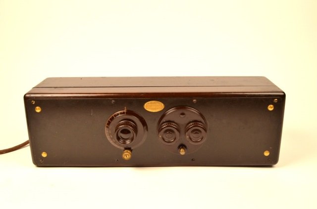 *Atwater Kent 6 Tube Radio Speaker Model 30: Contact our recommended 3rd party for profit shipper Pak Mail at (260) 637-4809 for shipping quote PRIOR to bidding. Scheerer WILL NOT ship this item under any circumstances, no exceptions. Atwater Ke