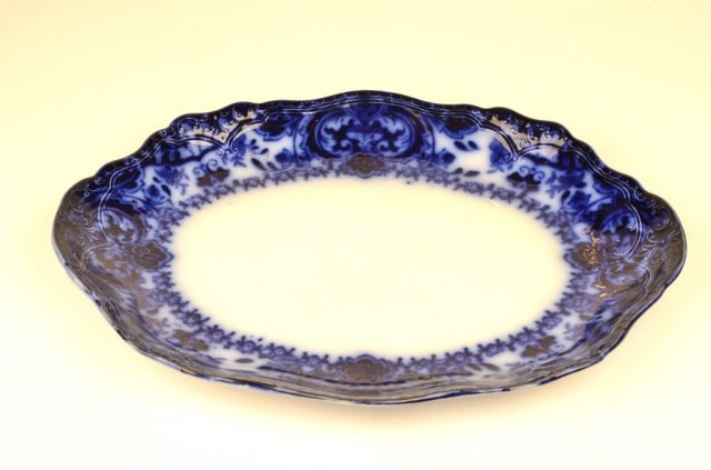 Flow Blue China Lanzwood Oval Platter: FREE SHIPPING ON THIS LOT(continental US only, international bidders contact Pak Mail for shipping quote), buyer to pay $8.99 flat fee for handling, packaging and insurance on EACH INDIVIDUAL LOT (no