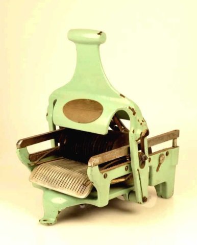 *Vintage Cube Steak Machine Model DC 11108: Contact our recommended 3rd party for profit shipper Pak Mail at (260) 637-4809 for shipping quote PRIOR to bidding. Scheerer WILL NOT ship this item under any circumstances, no exceptions. Manufactur