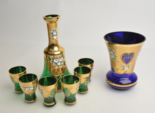 *Bohemian Decanter Set & Vase: Contact our recommended 3rd party for profit shipper Pak Mail at (260) 637-4809 for shipping quote PRIOR to bidding. Scheerer WILL NOT ship this item under any circumstances, no exceptions. Bohemia gr