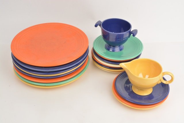 * Set Of Vintage Fiestaware Dishes: Contact our recommended 3rd party for profit shipper Pak Mail at (260) 637-4809 for shipping quote PRIOR to bidding. Scheerer WILL NOT ship this item under any circumstances, no exceptions. Set of vin
