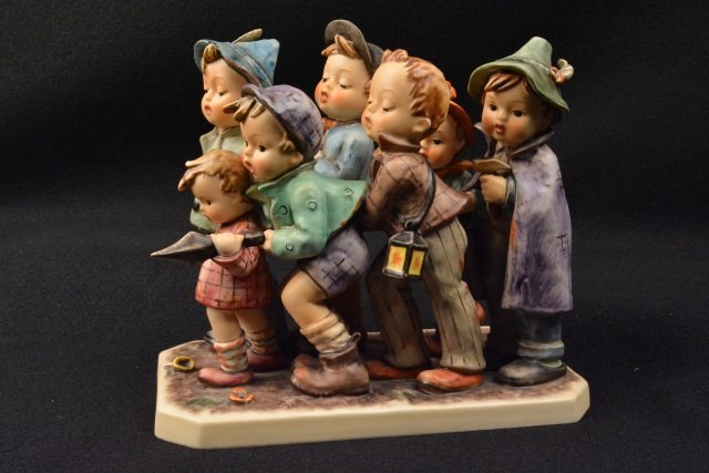 *Goebel Hummel Figurine Adventure Bound #347 (1 of 6)