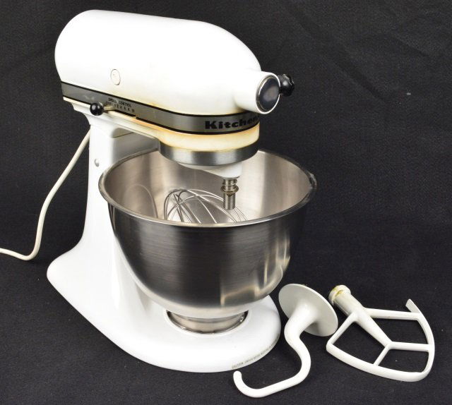 *Vintage Kitchen Aid Stand Mixer Model K45 (1 of 5)