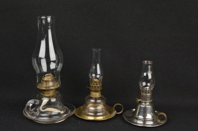 *(3) Antique Oil Lamps, Finger, Miniature: Contact our recommended 3rd party for profit shipper Pak Mail at (260) 637-4809 for shipping quote PRIOR to bidding. Scheerer WILL NOT ship this item under any circumstances, no exceptions. (3) Vintag
