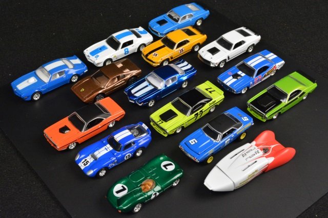 *Hot Wheels 100% Cars (1 of 9)