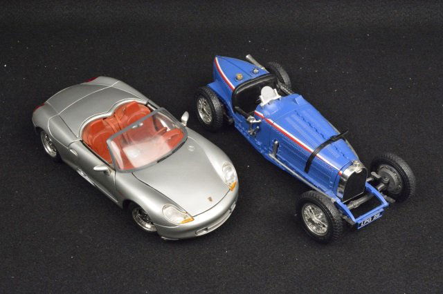 *(2) 1:18 Scale Bugatti Type 59 & Maisto Porsche (1 of 7)