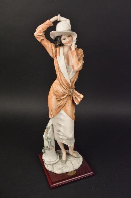 *Florence Giuseppe Armani Figurine Valintina (1 of 9)
