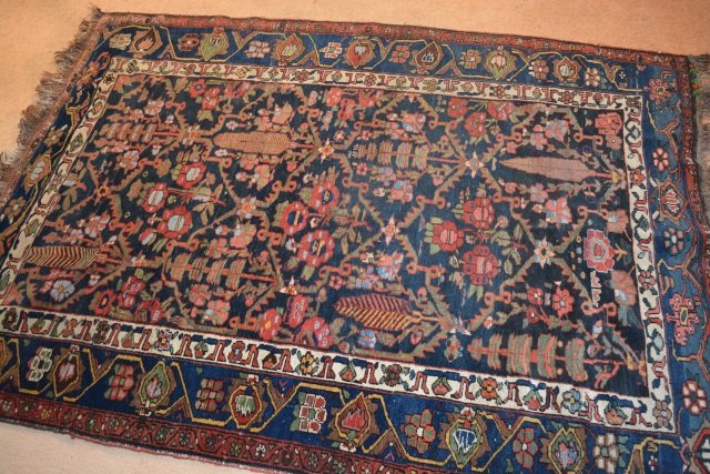 Persian Hamadan 4' 9" x 6' 8" Rug (1 of 5)