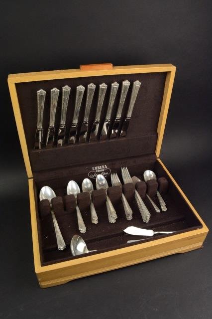 Fine Arts Sterling Processional Pattern Flatware (1 of 8)