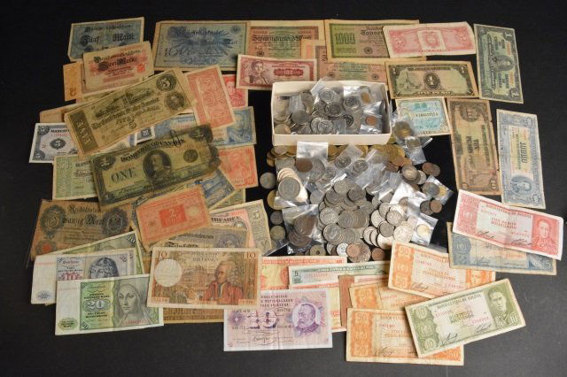 LARGE Lot of Foreign Coins & Currency (1 of 10)