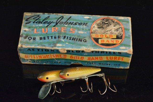 Stanley Johnson Model F-105 Twin Minnow Lure (1 of 8)