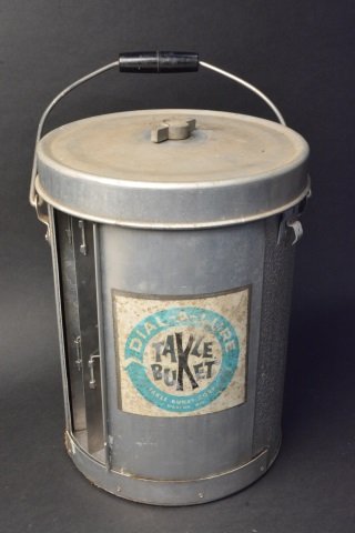 Dial-A-Lure Takle Buket (1 of 4)