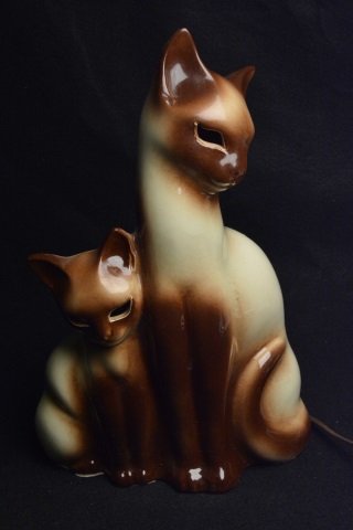 Vintage Kron Siamese Cat Night Light: Vintage Kron Siamese cat night light, 14" H. Contact our recommended 3rd party "for profit" shipper Pak Mail at (260) 637-4809 or Pakmail419@yahoo.com for shipping quote PRIOR to bidding. Scheerer WIL