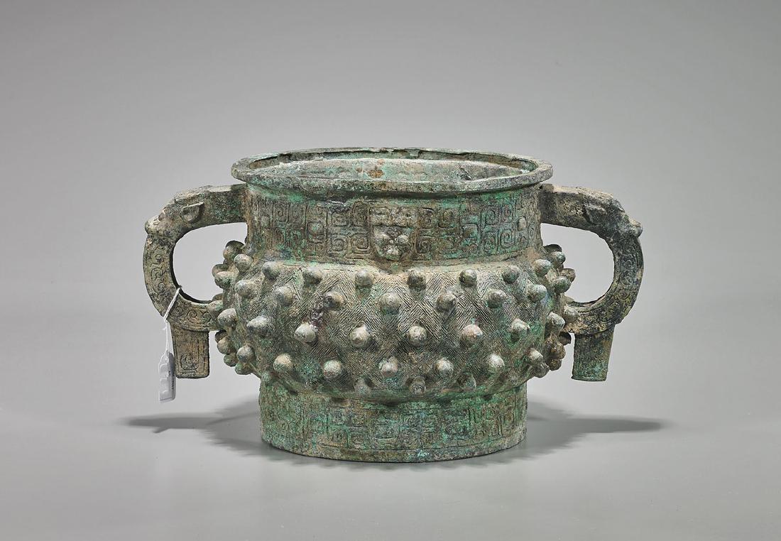 Archaistic Chinese Shang-Style Bronze Vessel (1 of 1)