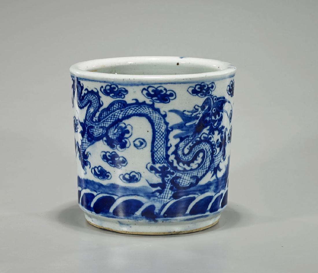 Antique Chinese Porcelain Brushpot: Celestial Dragons (1 of 1)