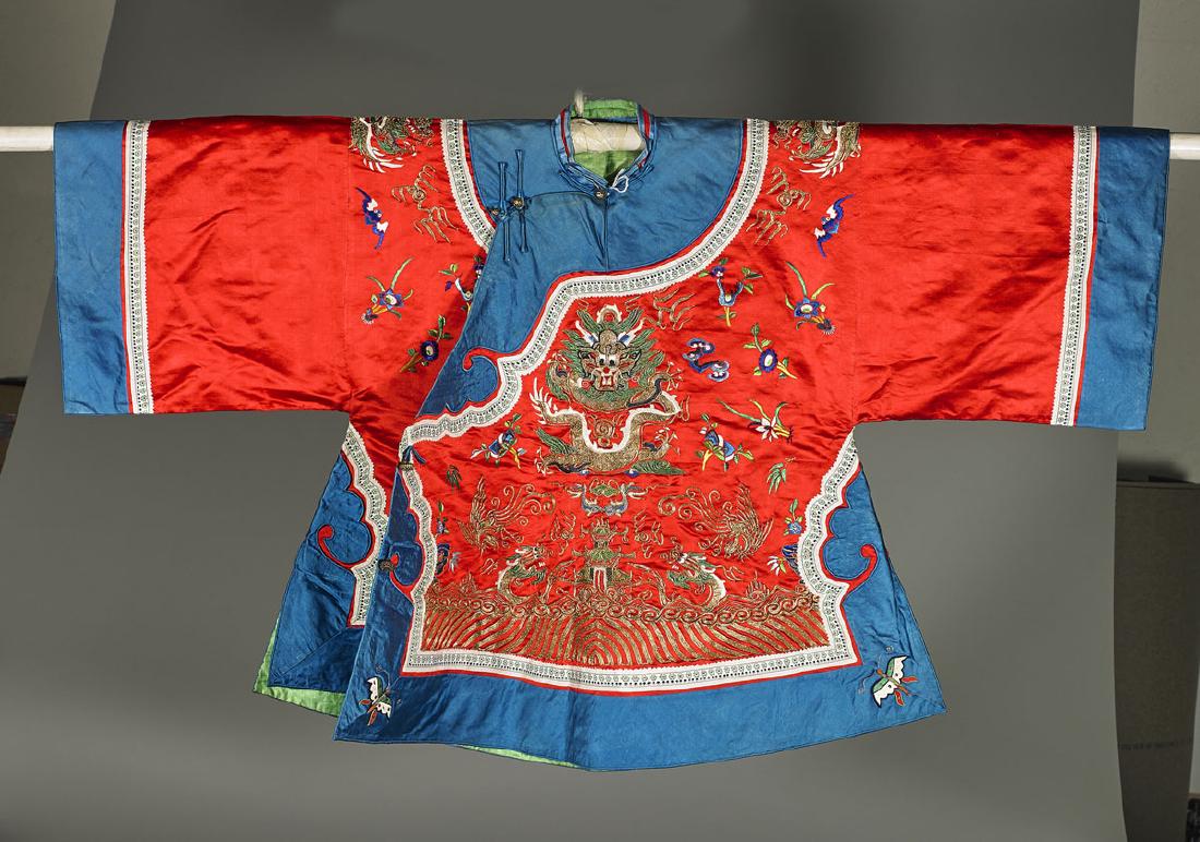Old Chinese Embroidered Silk Robe (1 of 1)