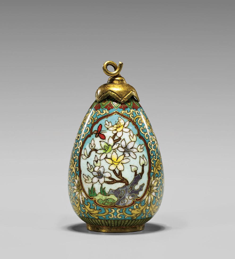 Old Chinese Cloisonne Snuff Bottle (1 of 2)