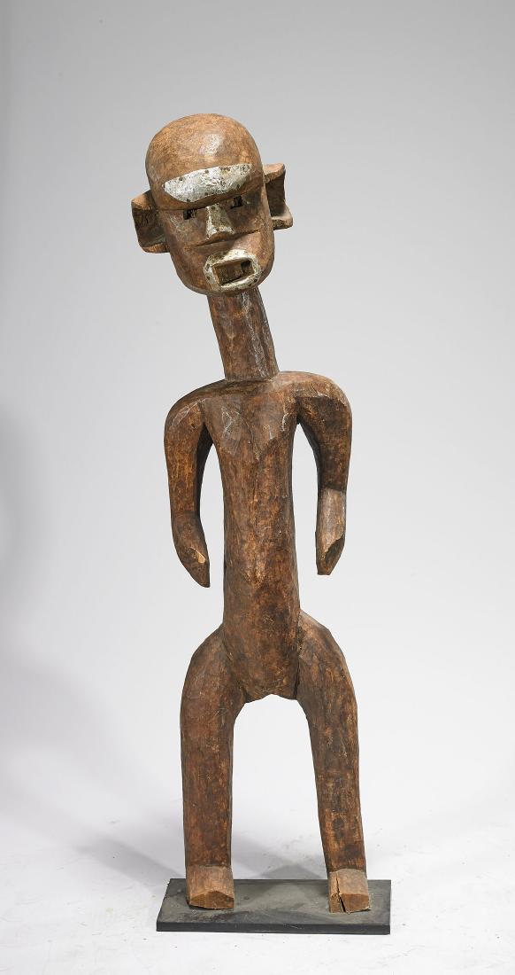 Tall Sukuma Standing Figure (1 of 1)
