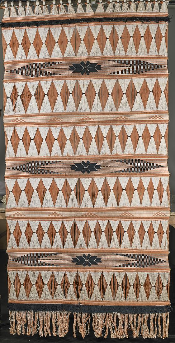 Group of Ten Various Items (1 of 3)