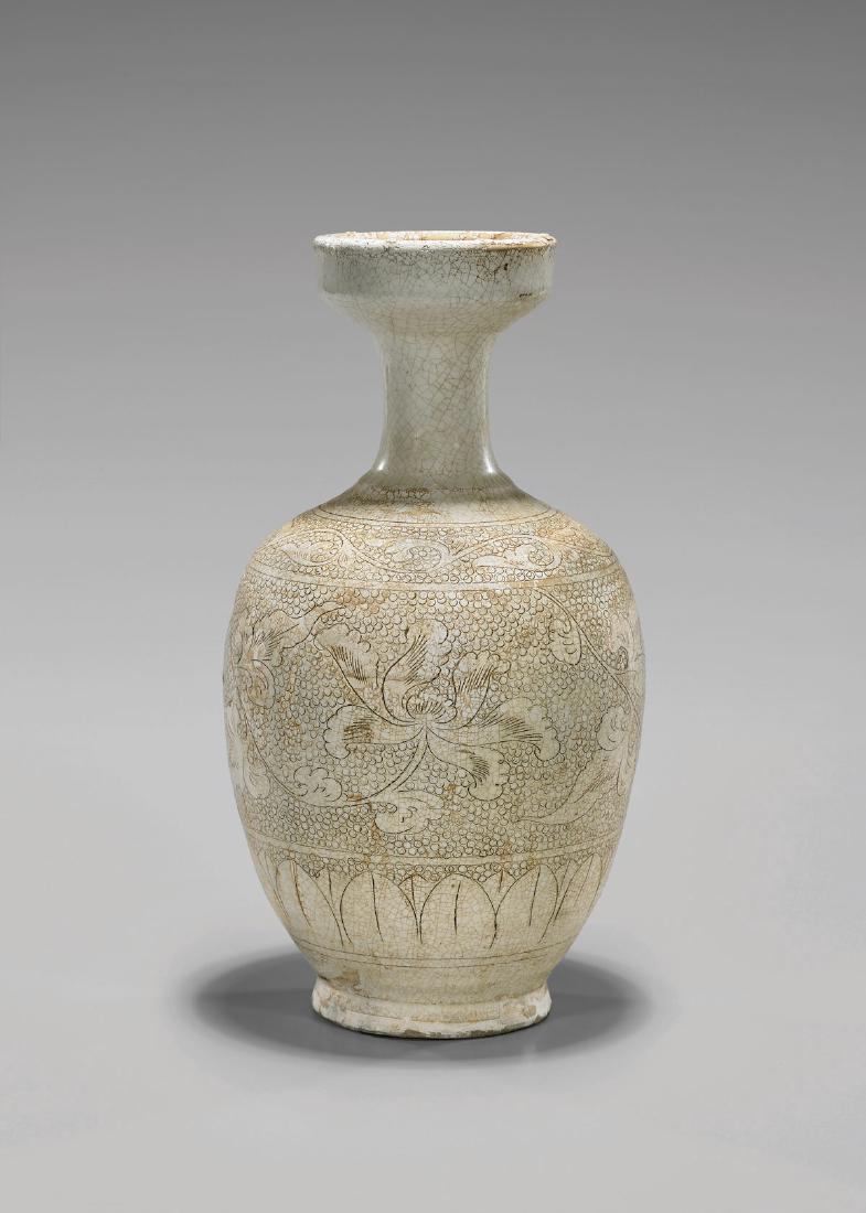 Fine Song Dynasty Cizhou Ware Vase (1 of 2)