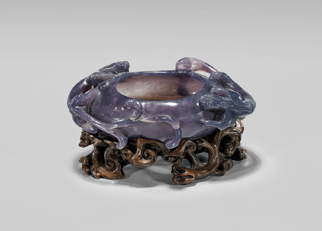 ANTIQUE CARVED AGATE BRUSH WASHER (1 of 2)