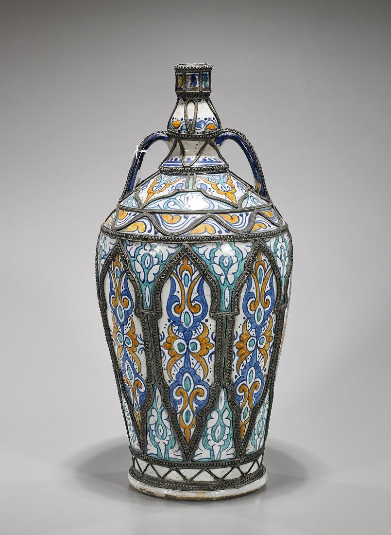 Old Moroccan Pottery Jar (1 of 1)