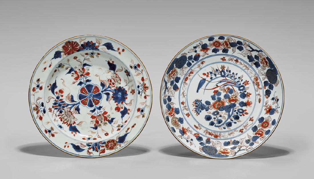 TWO ANTIQUE EXPORT 'IMARI' PORCELAIN DISHES (1 of 2)
