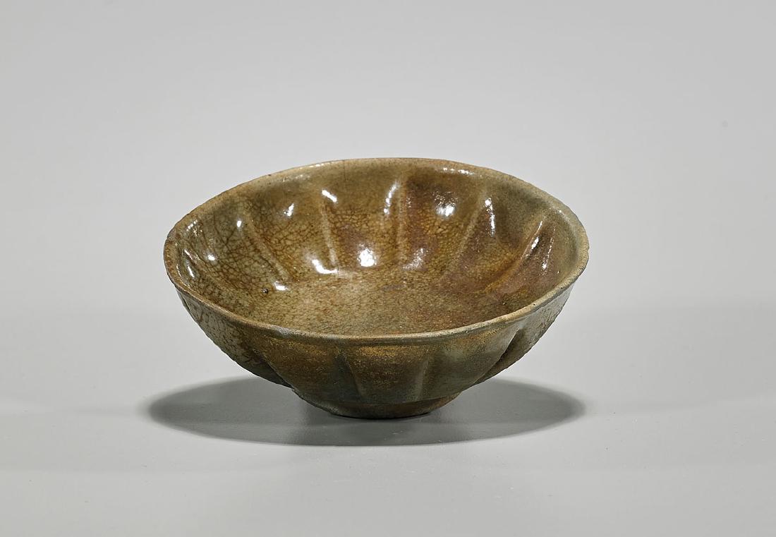 Antique Korean Celadon Glazed Ceramic Bowl (1 of 2)