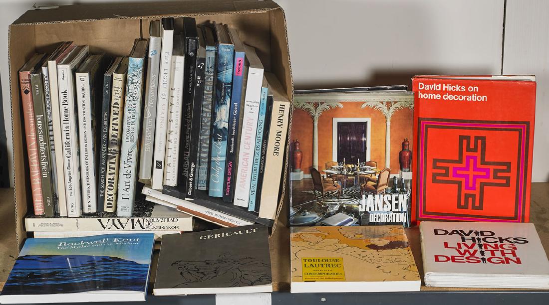 Large Collection of Art Books, Catalogs & Pamphlets (1 of 2)