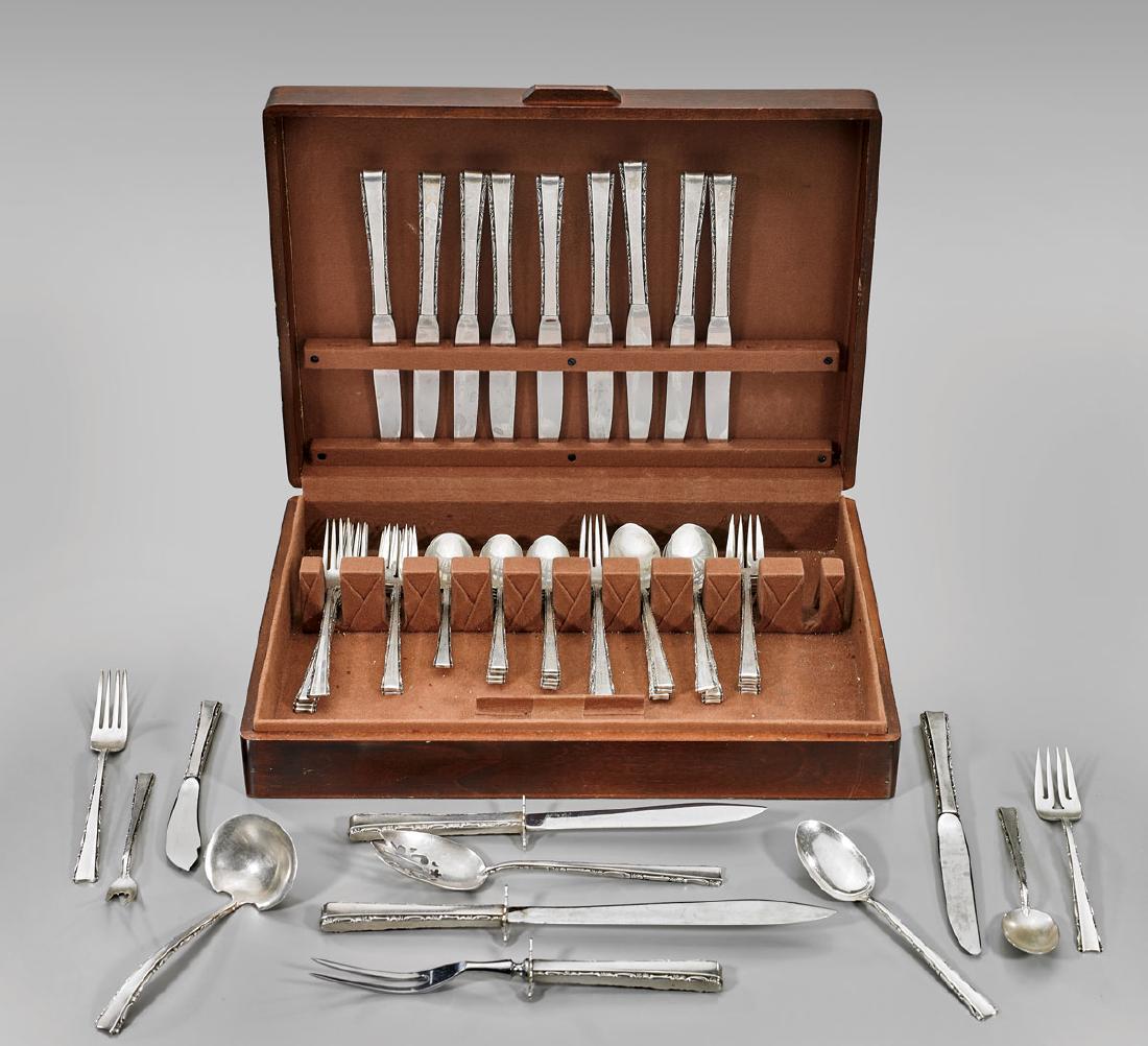 Lunt 'Madrigal' Sterling Flatware Set (1 of 2)