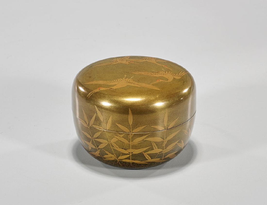 Japanese Circular Gilt Lacquer Box (1 of 2)