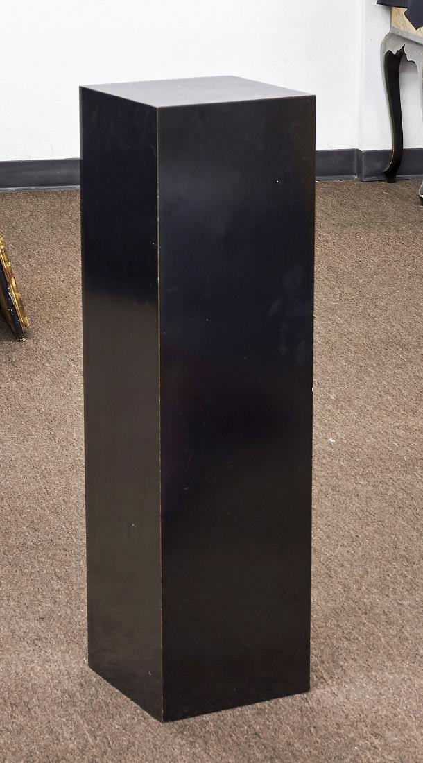 Black Display Pedestal (1 of 1)