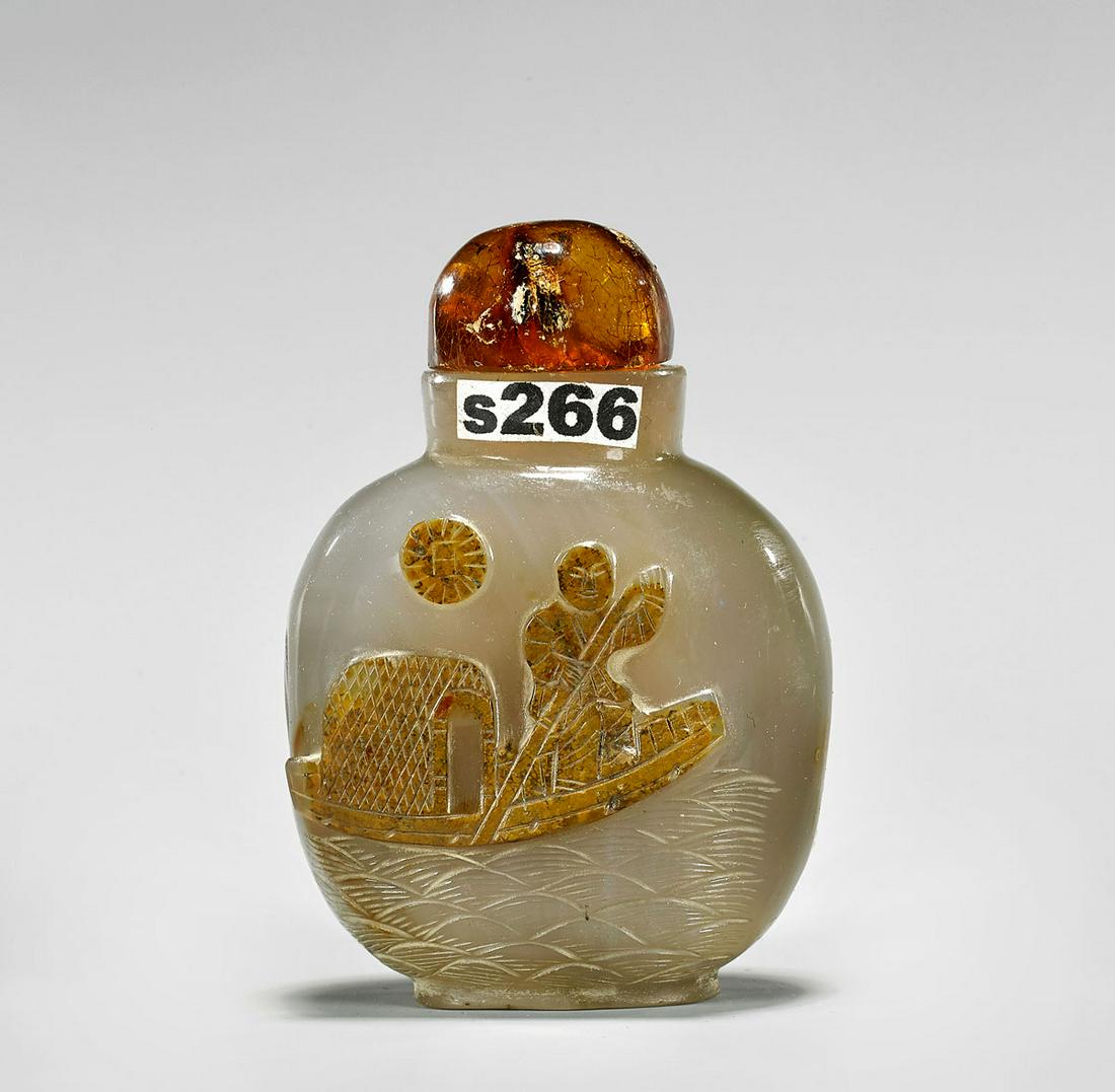 ANTIQUE CAMEO AGATE SNUFF BOTTLE (1 of 3)