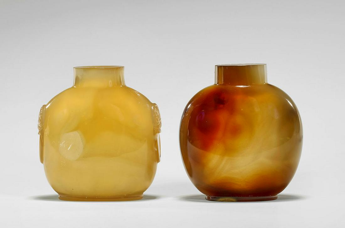 TWO ANTIQUE BANDED AGATE SNUFF BOTTLES (1 of 3)