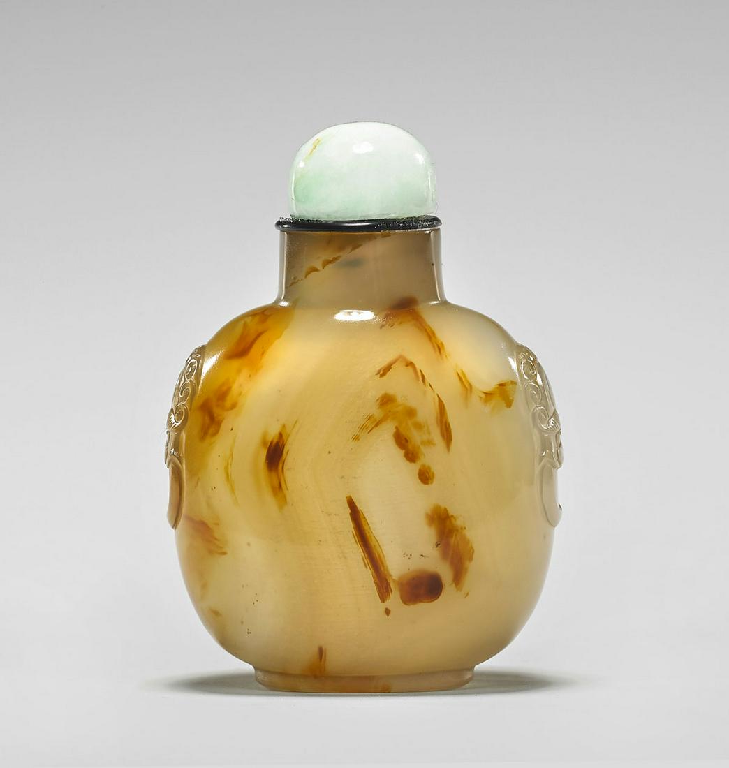 FINE ANTIQUE "PICTURE" AGATE SNUFF BOTTLE (1 of 3)
