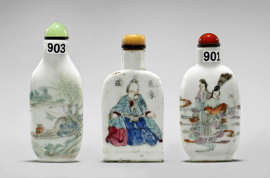 THREE ANTIQUE ENAMELED PORCELAIN SNUFF BOTTLES (1 of 4)
