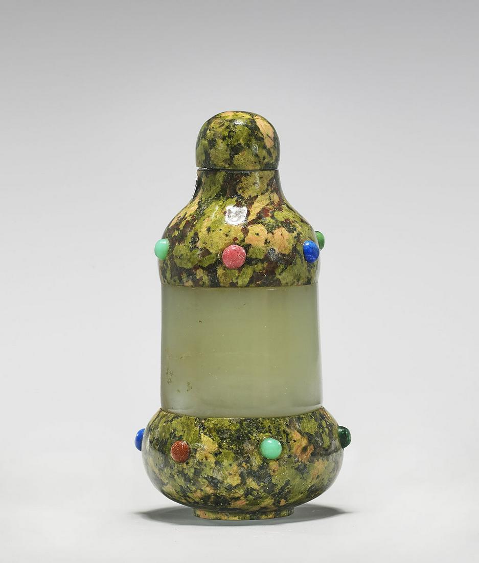 ANTIQUE JADE ARCHER'S RING SNUFF BOTTLE (1 of 3)