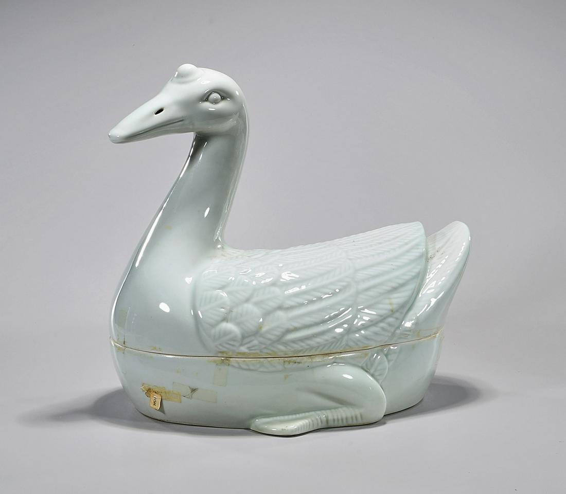 Chinese Porcelain Duck-Form Covered Box (1 of 3)