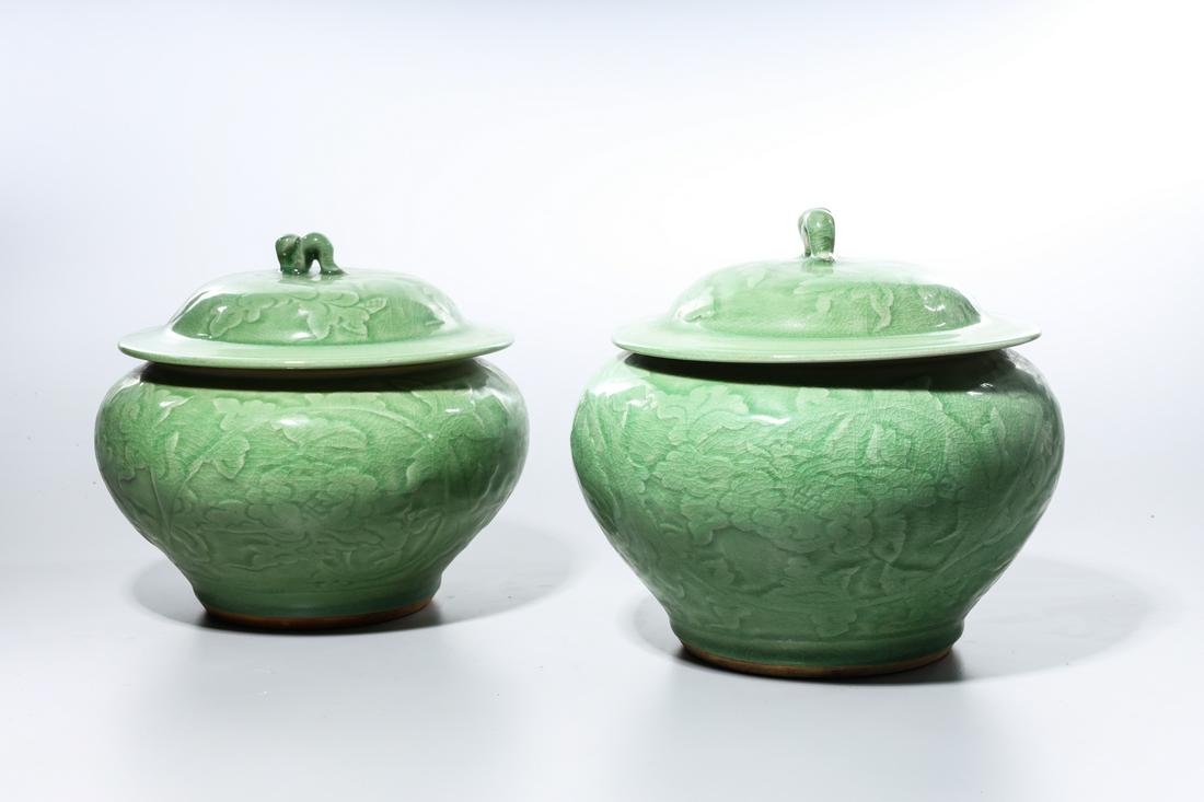 Two Chinese Crackle Glaze Celadon Porcelain Covered (1 of 5)