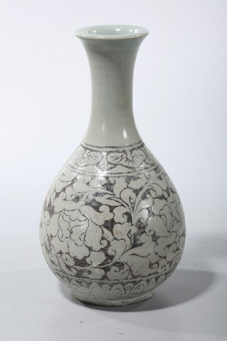 Korean Glazed Ceramic Vase (1 of 4)