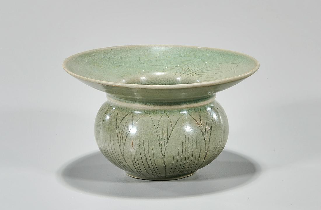 Korean Celadon Glazed Table Vessel (1 of 4)
