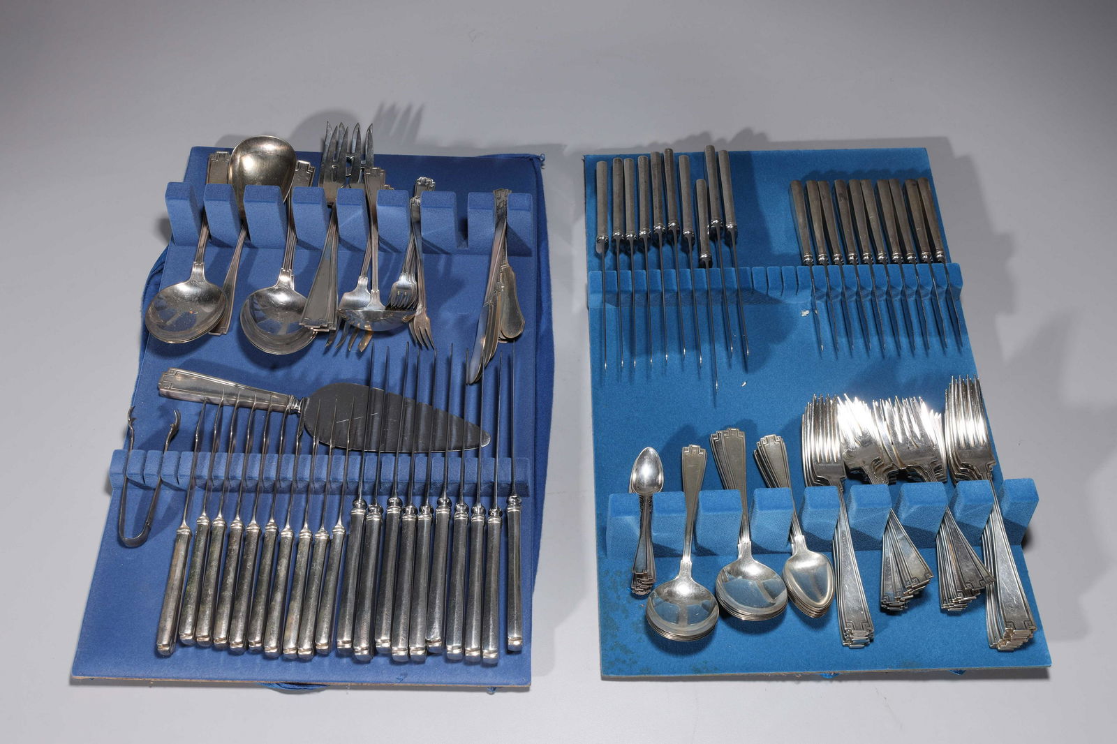 141 Piece Gorham Sterling Silver Flatware Service (1 of 8)