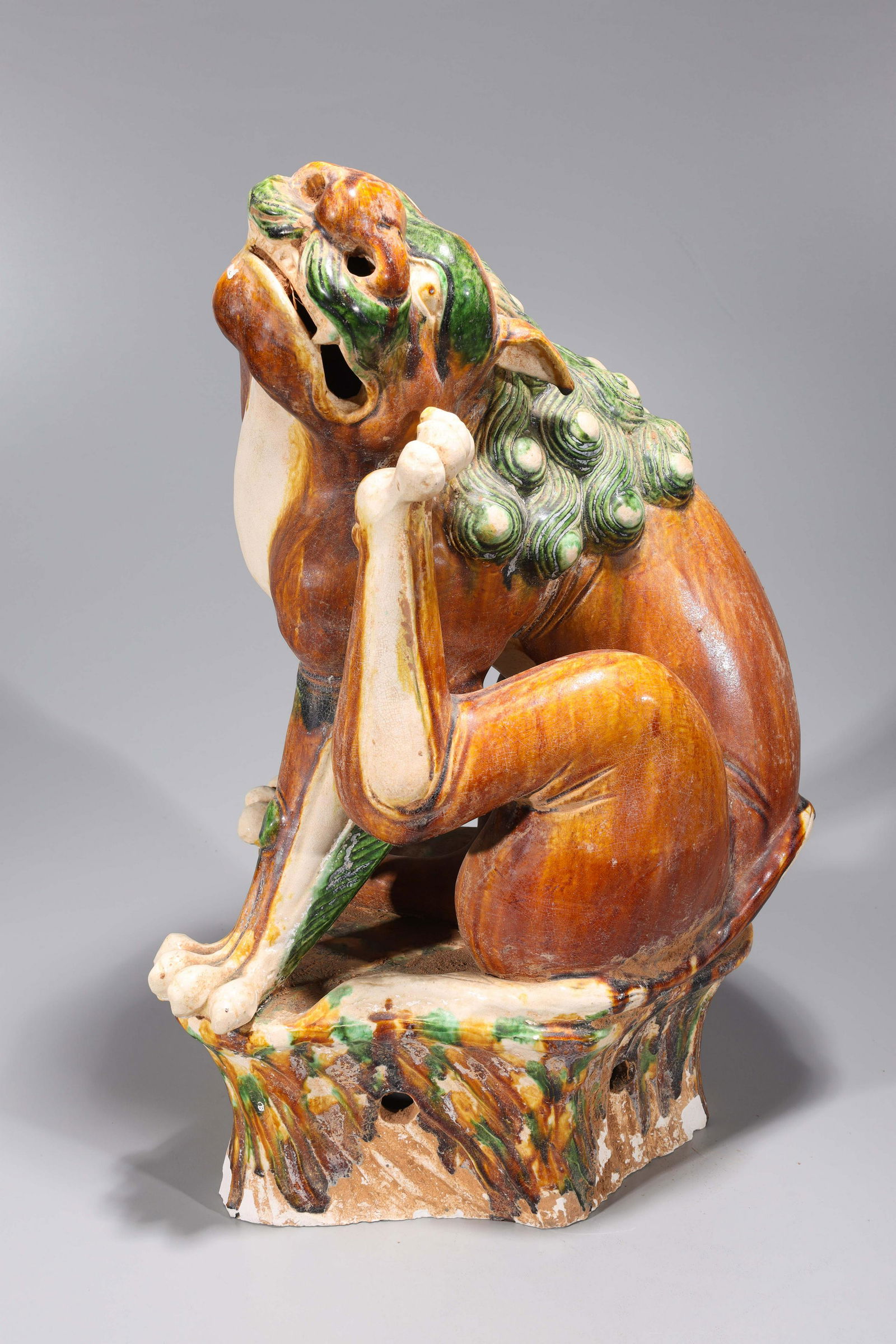 Tang Sancai Glazed Pottery Lion (1 of 10)