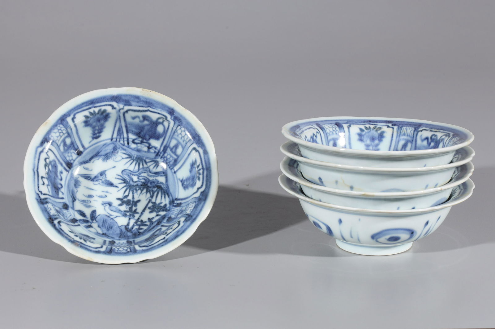 Group of Five Blue & White Ming Style Porcelain Bowls (1 of 5)