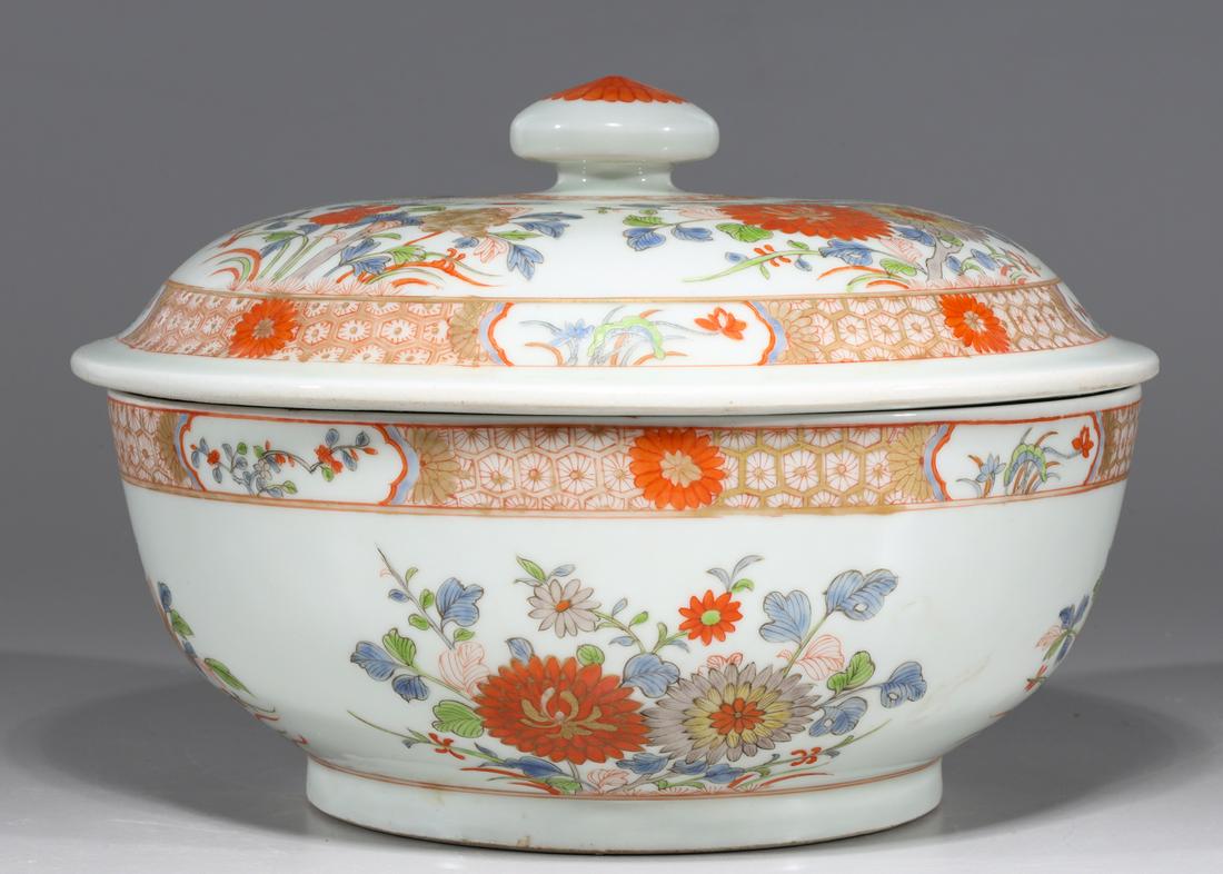 Chinese Famille Verte Enameled Porcelain Covered Serving Dish (1 of 7)