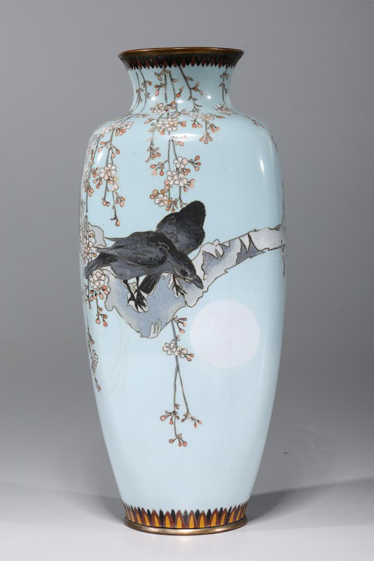 Japanese Early Sosuke Cloisonne Meiji Period Vase: Japanese cloisonne Meiji period vase, early Sosuke; some cracks and damage to body; H 12" x D" (approx.)