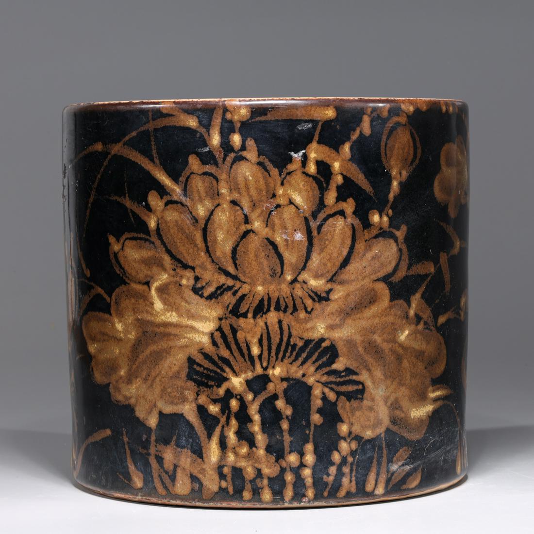Chinese Black & Gilt Brush Pot (1 of 5)