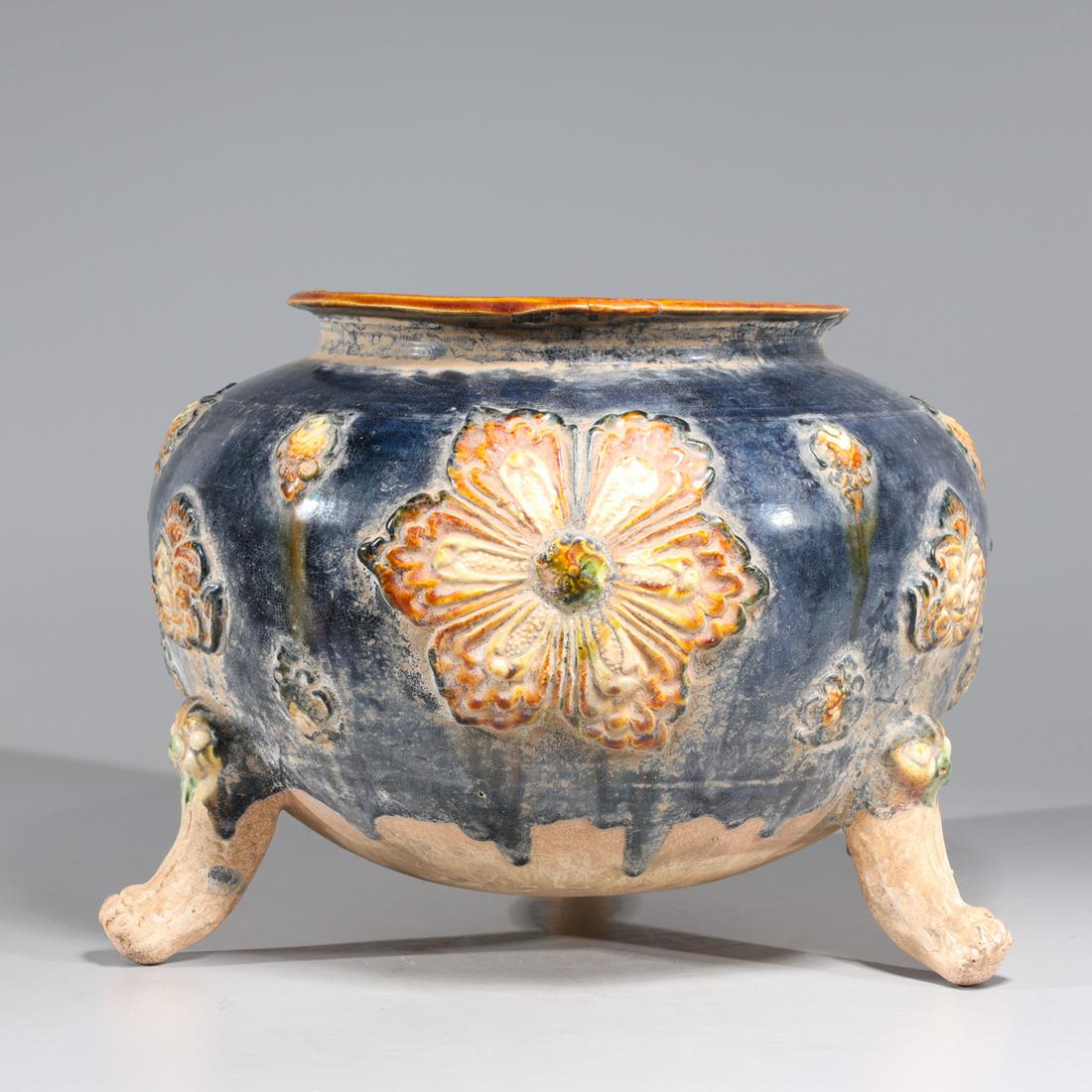 Chinese Sancai Glazed Tripod Vessel (1 of 6)