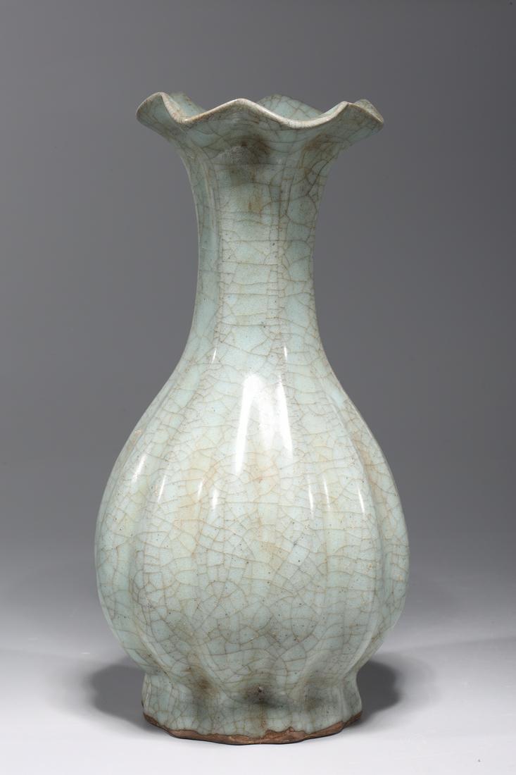 Chinese Crackle Glazed Celadon Vase (1 of 6)